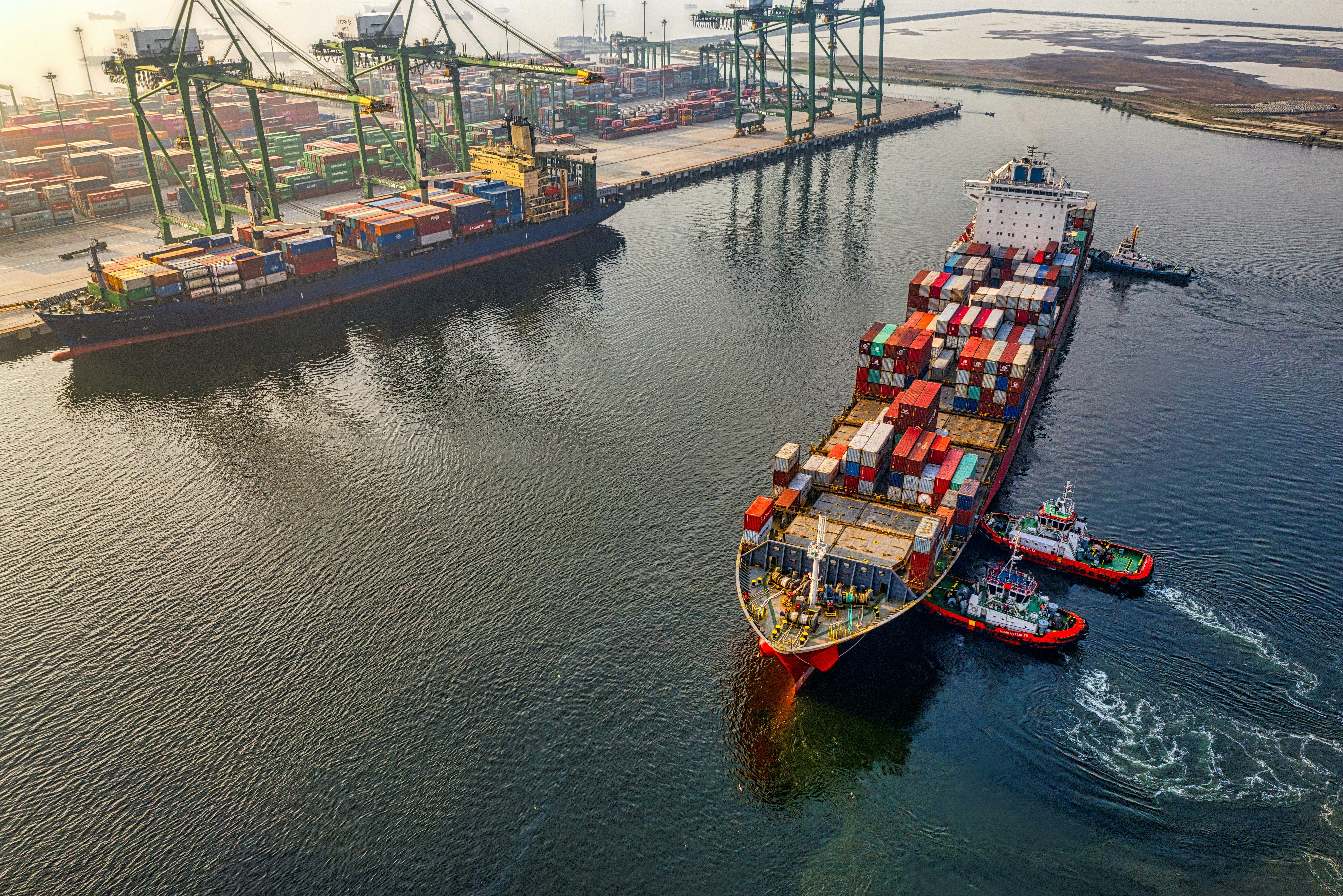 Dry Bulk Shipping in Kerala: Cargo Chartering Opportunities Through Kochi and Vizhinjam